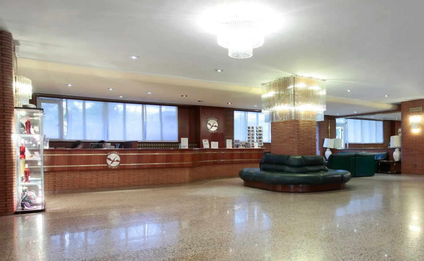 Hotel Prestige Sant Marc Roses 4*,